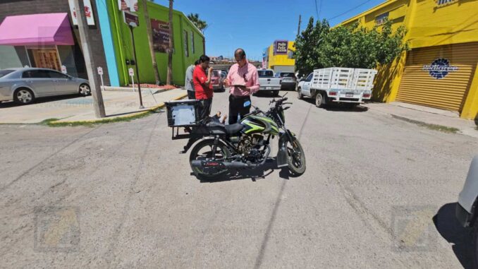 Motociclista resulta herido tras ser embestido por automóvil que circulaba en sentido contrario