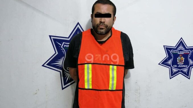 Arrestan a extorsionador; presionaba a familias por dinero y joyería