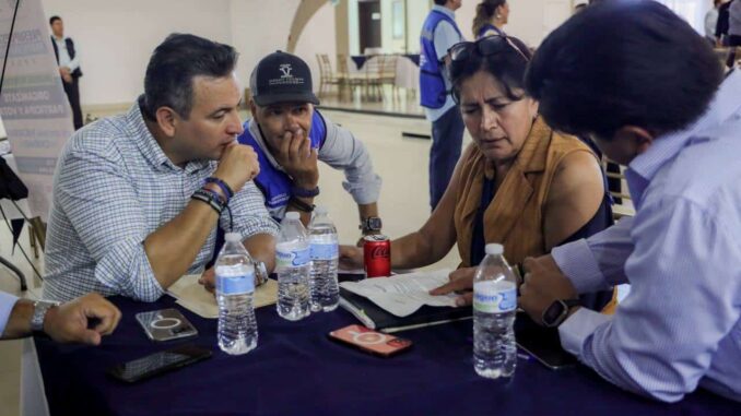 Atiende alcalde Bonilla y directores necesidades de las colonias en el «Jueves entre vecinos»