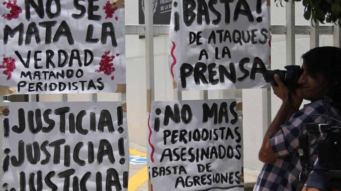 La SIP exige protección para dos periodistas amenazados en México