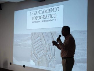 Responden alcalde Bonilla y especialistas de la UACH inquietudes de vecinos de Monte Xenit