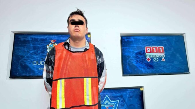 Detienen a hombre con una pistola en la colonia Río Bravo