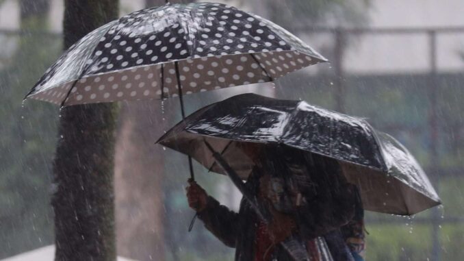 Seguirán fuertes lluvias en la mayor parte del país