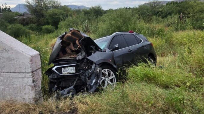Tragedia en la carretera Chihuahua–Meoqui: mueren madre y su bebé tras fuerte accidente
