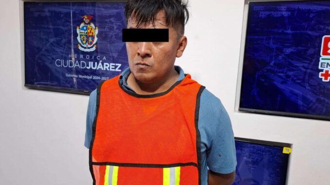 Lesiona a su esposa con un cuchillo: lo detienen