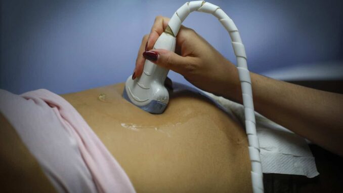 Falta de educación sexual y tolerancia propician embarazo adolescente en México