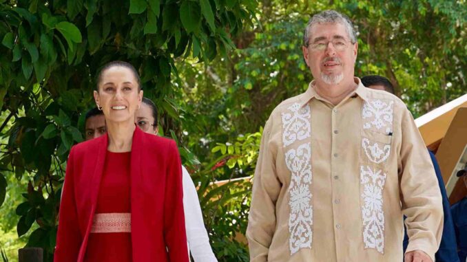 El presidente de Guatemala espera una conexión eventual con el Tren Maya