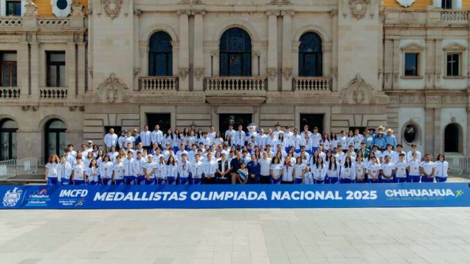 Reconoce alcalde Bonilla a deportistas chihuahuenses que participaron en la Olimpiada Nacional