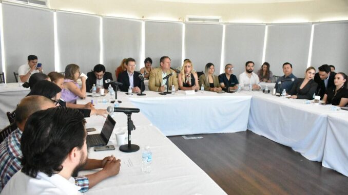 Instalan mesa de trabajo para creación de nueva ley para la comercialización de bebidas alcohólicas en Chihuahua