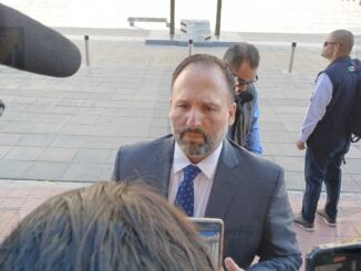 Le regalan fuero y seguridad federal a Javier Corral: De la Peña