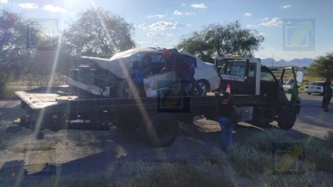 Conductor pierde el control y se estrella contra un árbol rumbo al Cereso