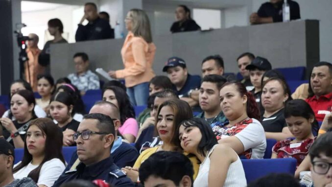 Aborda foro de la SSPM salud mental y vínculos afectivos en familias policiales