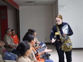 Imparten plática en maquiladoras para evitar robos de viviendas