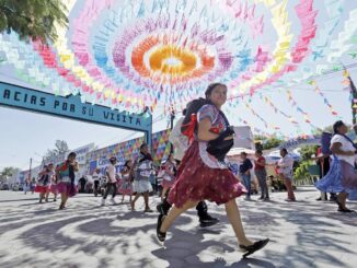 Mujeres en Puebla participan en la Carrera de la Tortilla