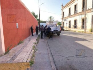 Sujetos propinan cuchilladas y golpiza con un bate a ciudadano en el Centro
