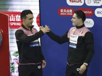 Defensa felicita a 4 clavadistas militares que obtuvieron medalla en el Mundial de Deportes Acuáticos Singapur 2025