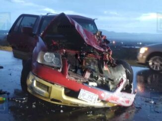Se registra otro choque frontal en autopista Cuauhtémoc a Chihuahua; tres heridos