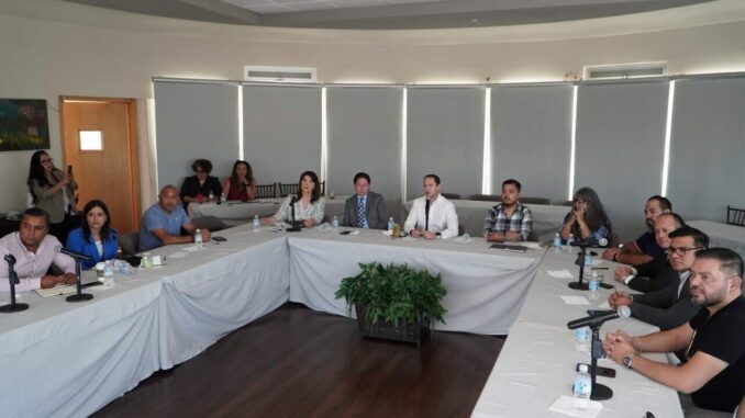 Diputado José Luis Villalobos y líderes del sector trazan ruta para el turismo en Chihuahua