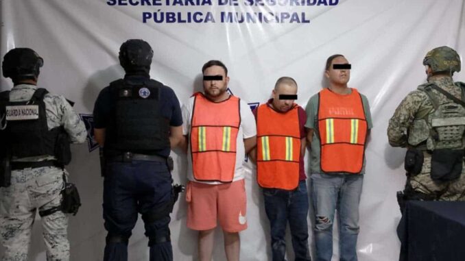 Arrestan a 3 por conductas ilícitas y resistencia de particulares