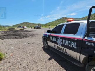 Hallan cuerpo embolsado en carretera Ojinaga-Aldama