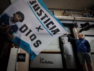 Conforman nuevo tribunal para juicio por muerte de Maradona tras baja de un juez