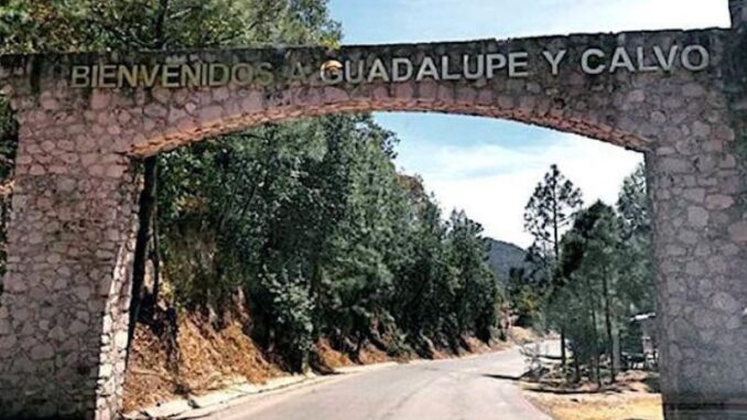 Se enfrentan grupos delictivos en Guadalupe y Calvo