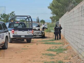 Hallan vehículo calcinado con un cuerpo en su interior en la colonia Valles de Chihuahua