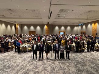 Entregan estímulos  por antigüedad a personal de apoyo y asistencia a la educación