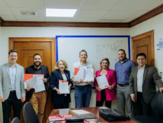 Firma alcalde Bonilla contrato de crédito con Scotiabank para construcción de Comandancia Oriente