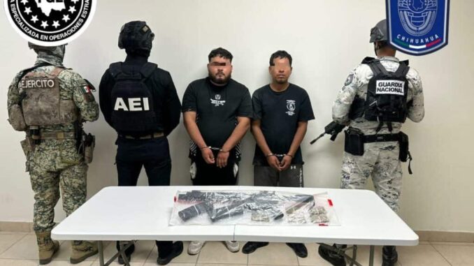 Arrestan en operativo conjunto a dos hombres con armas de fuego y explosivos en Ciudad Juárez