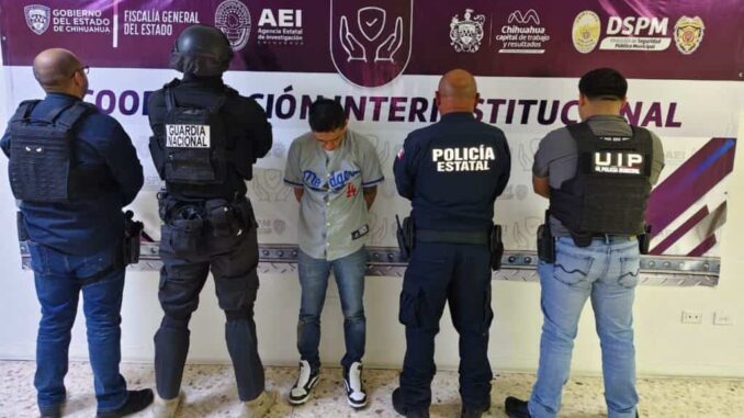 Detiene en operativo conjunto a hombre con narcóticos y arma de fuego en la ciudad de Chihuahua