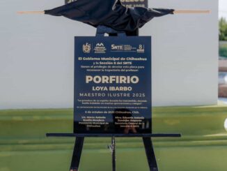 Reconoce Marco Bonilla a Porfirio Loya Ibarbo como maestro ilustre en Día Mundial del Docente