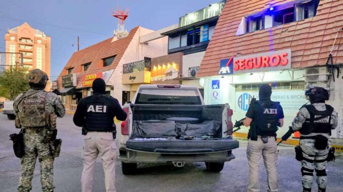 Catean bar “Lupe Lupe” y decomisan narcóticos y armas