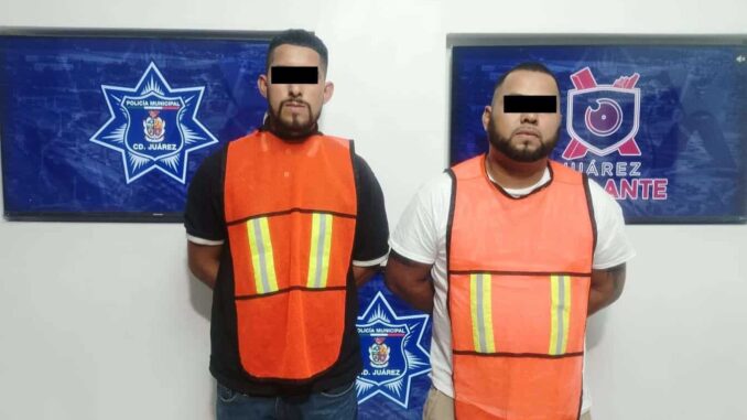 Arrestan a dos hermanos con arma de fuego en el Km 20