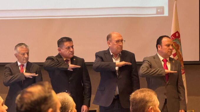 Guillermo Ramírez destaca la labor de Alejandro Domínguez en su Primer Informe de Actividades