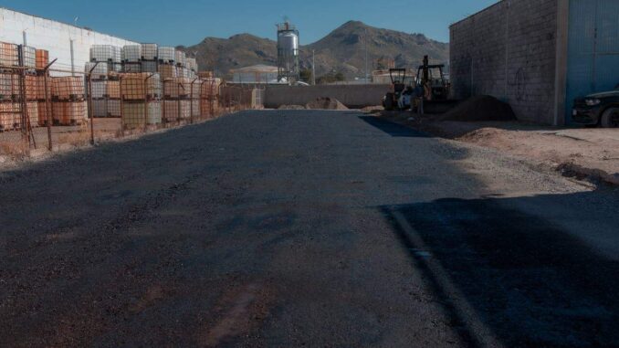 Realiza alcalde Marco Bonilla supervisión de pavimentación de calle Encino