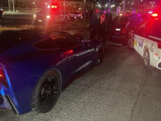 Aseguran policías viales tres vehículos en carrera clandestina