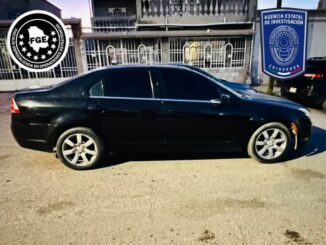 Captura Fiscalía Especializada a pareja en flagrancia por posesión de narcóticos en Juárez