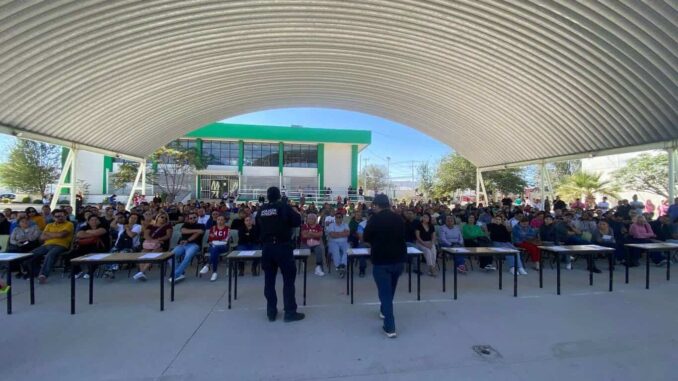 Acerca SSPM programas preventivos al Cobach 11