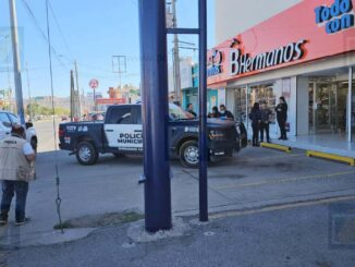 Asaltan tienda en la colonia Alamedas y se llevan 18 celulares