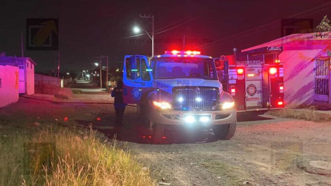Incendio en iglesia de la colonia Insurgentes deja mobiliario dañado