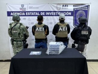 Aseguran más de 5 kilogramos de cocaína en vehículo abandonado en estacionamiento