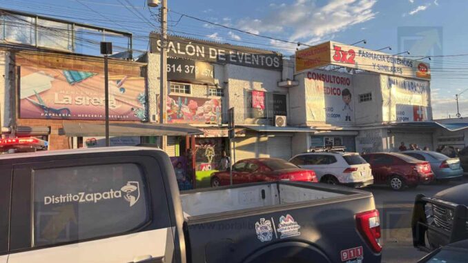 Muere mujer dentro de farmacia tras sufrir paro cardiaco en la colonia Los Pinos