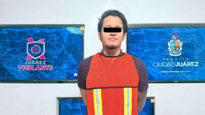 Lo detienen por causar daños a un vehículo