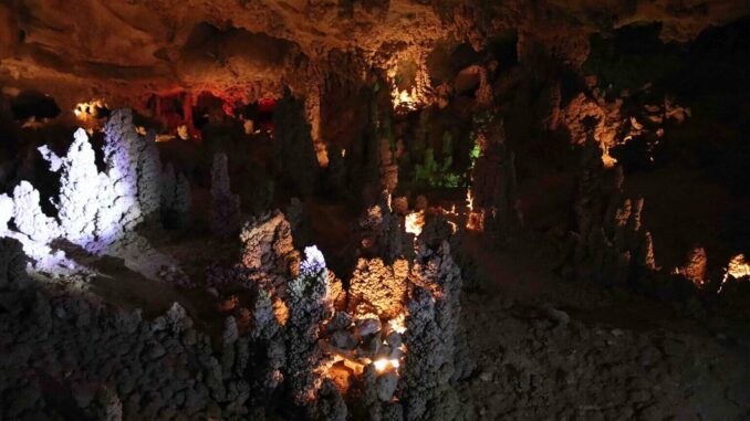 Rehabilita Gobierno del Estado las Grutas de Coyame