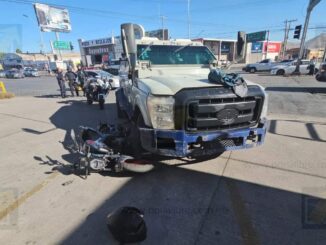 Motociclista queda herido tras accidente con camión de valores en la Tecnológico