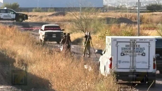 Hallan a hombre sin vida, envuelto en cobijas en la colonia Portal del Valle