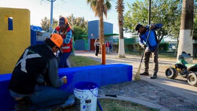 Supervisa Marco Bonilla mantenimiento de parque Aventura y Palomar para garantizar espacios seguros y en óptimas condiciones
