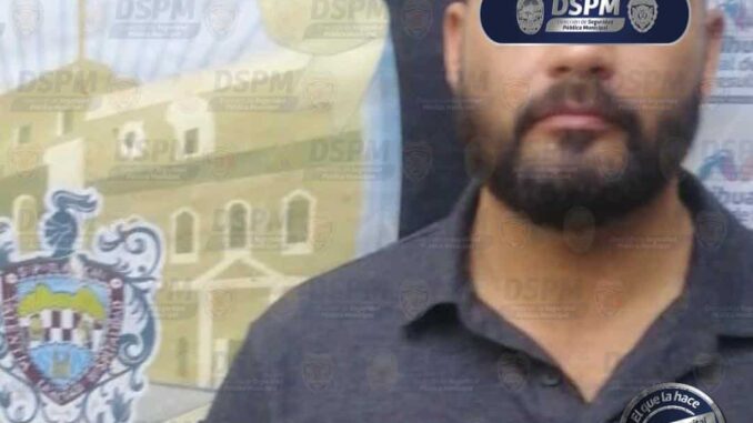 Agentes de Atención a Pandillas aseguran automovilista con varias porciones de cocaína