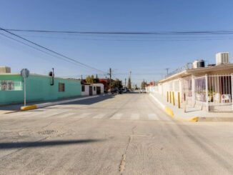 Entrega Marco Bonilla pavimentación de cuatro calles de la colonia Revolución